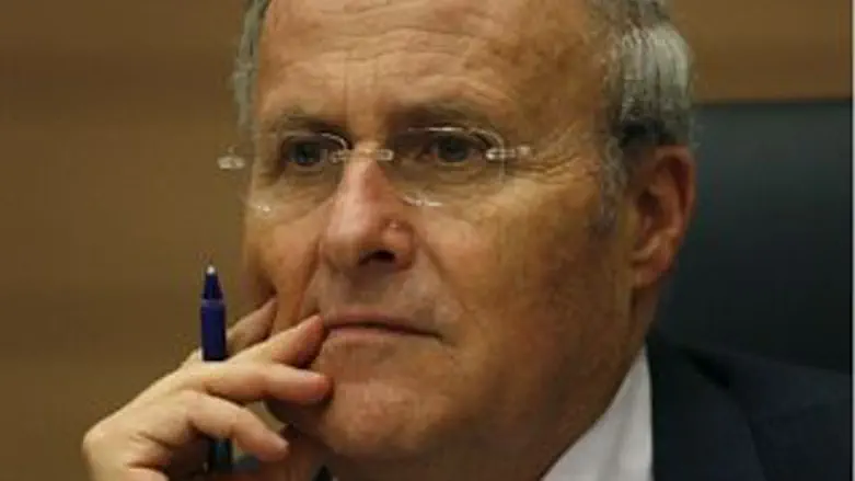 דורש מדיניות ואכיפה. אורלב