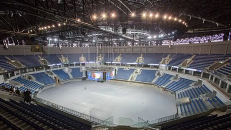 Arena basketball stadium