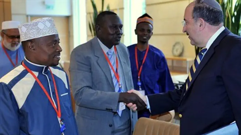 Dore Gold meets African imams