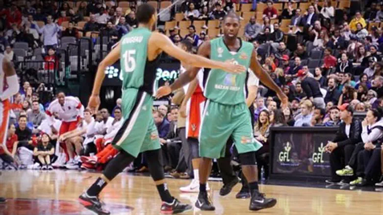 היקרסון. מכיר את המדים הירוקים