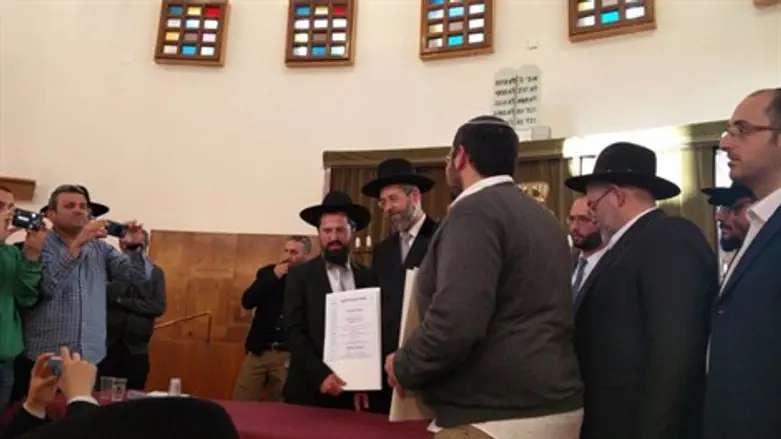 מקבלים את תעודות ההסמכה לרבנות, היום