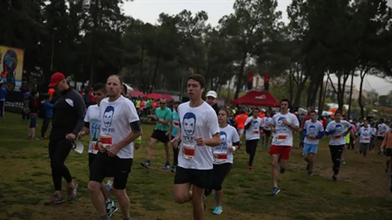 רצים לזכרו של אלון בקל הי"ד היום