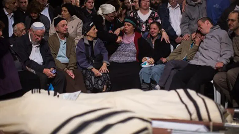 The funeral of Rabbi Ya'akov Litman and Netanel Litman