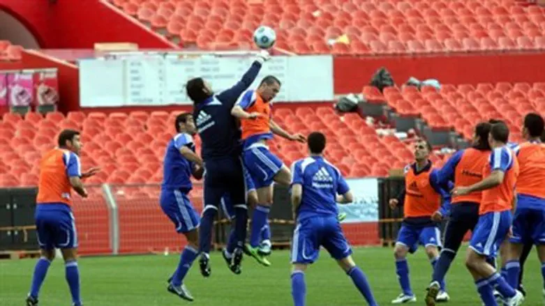 Israeli team under heavy security