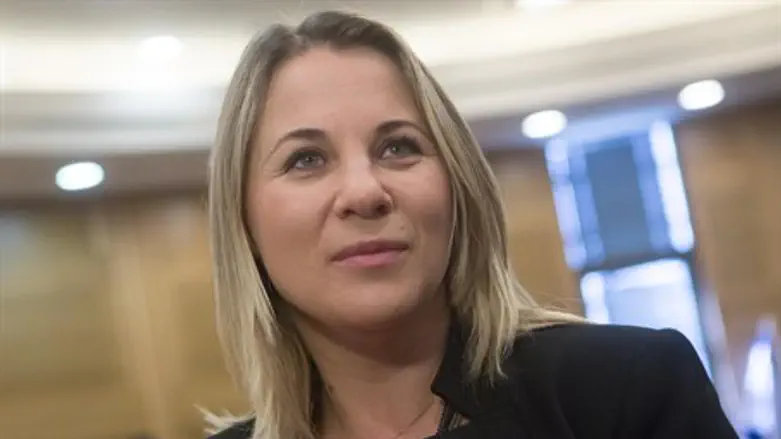 Ксения Светлова