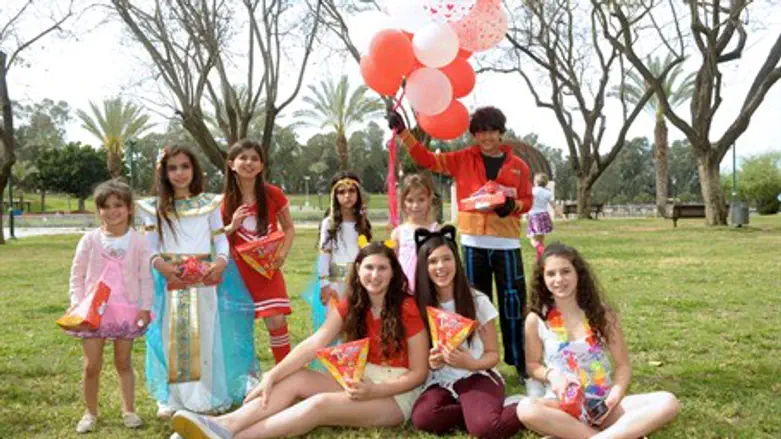 Children at IDFWO Purim event