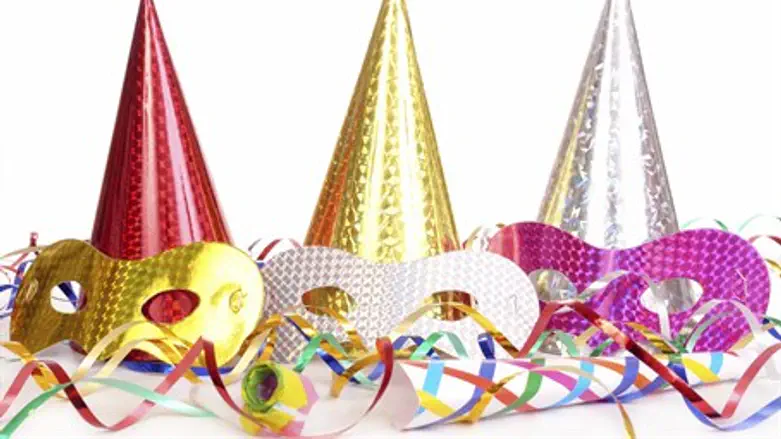 Purim masks (illustration)