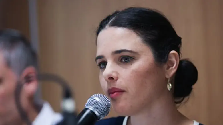 Айелет Шакед