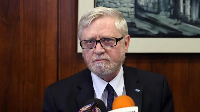State Comptroller Yosef Shapira