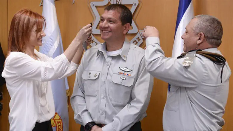 דרגת אלוף לאהרון חליוה