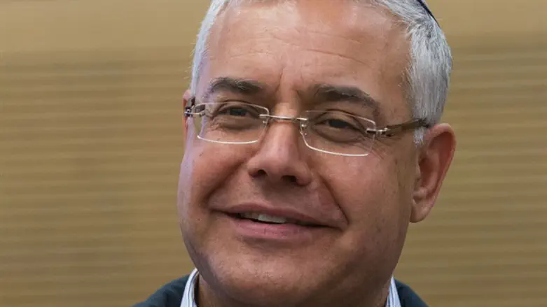 מוביל. ז'קי לוי