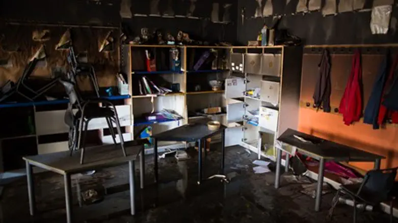 После пожара в двуязычной школе