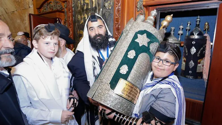 בר המצווה בכותל