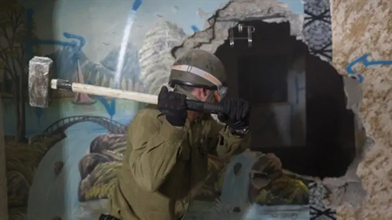 Разрушение дома террориста