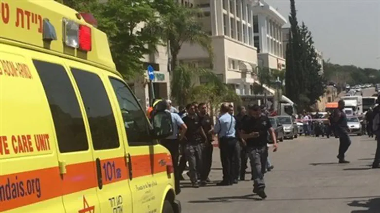 Scene of Rosh Ha'ayin stabbing