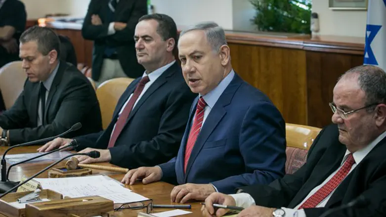 נתניהו בישיבת הממשלה
