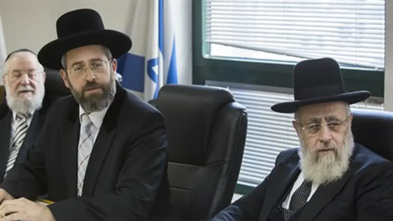Chief Rabbis Lau and Yosef