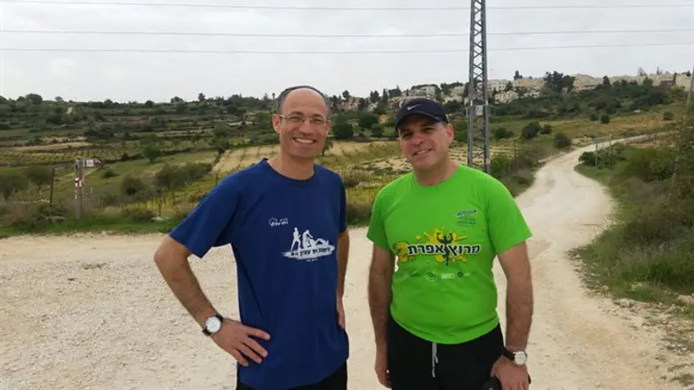 עודד רביבי ודוידי פרל. מאחדים כוחות