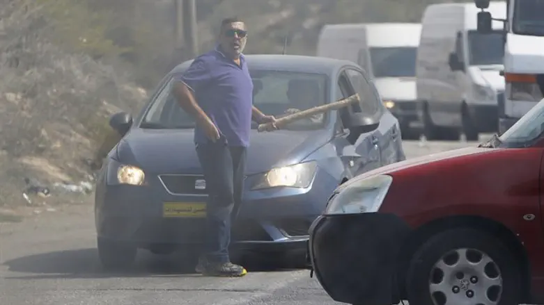 אברהם אשר חסנו הי"ד, רגע לפני שנדרס
