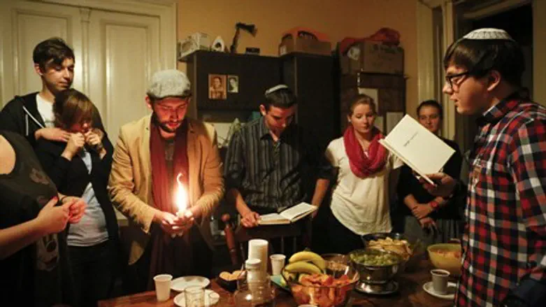 Making havdalah at the conclusion of Shabbat