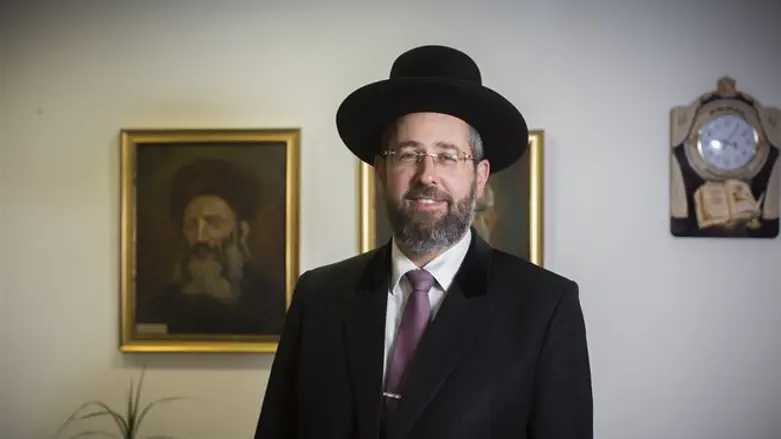 לטפל בעירוב. הרב דוד לאו