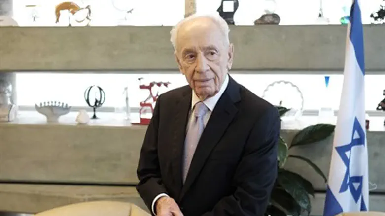 Shimon Peres