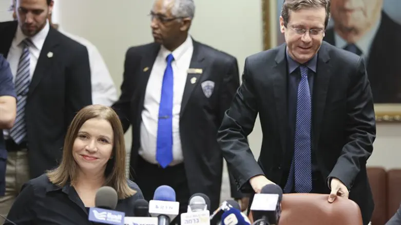 ישעה עצמו? הרצוג עם יחימוביץ'. ארכיון