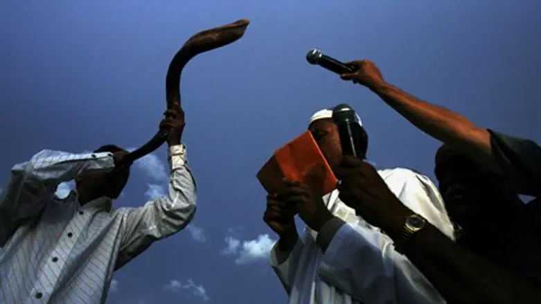 Indian Jews pray on Rosh Hashana