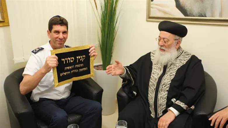 אלי בין עם הרב עמאר