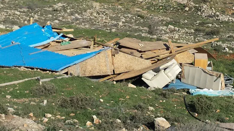 הרס בגבעת גל