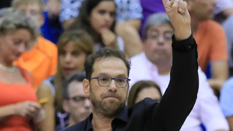 שרון דרוקר מאמן ראשון. הישג גדול