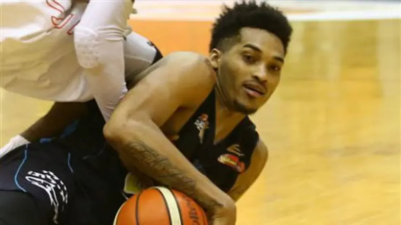 לה קוונטין רוס מאילת. הצטיין