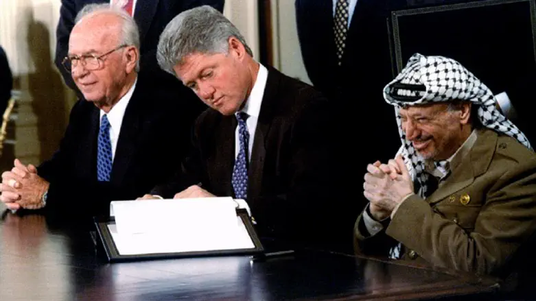 לא הסתה - תגובה טבעית לאטימות ולדם השפוך. רבין, קלינטון וערפאת