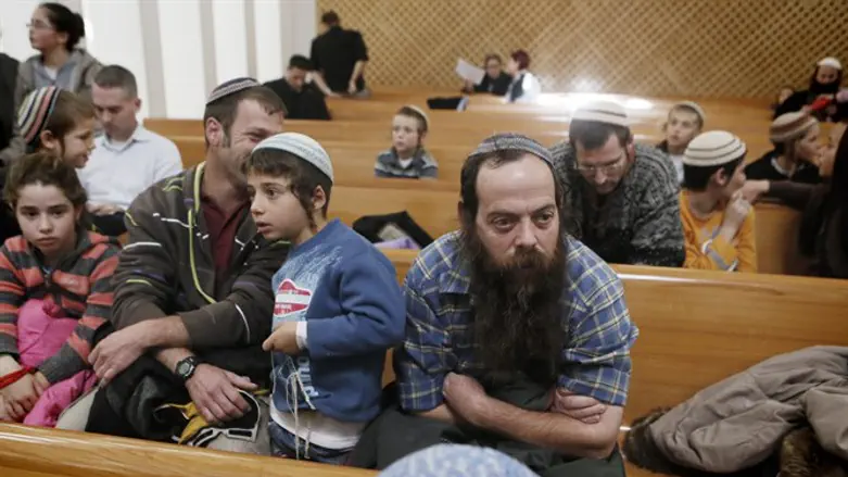 Жители Амоны в Верховном суде