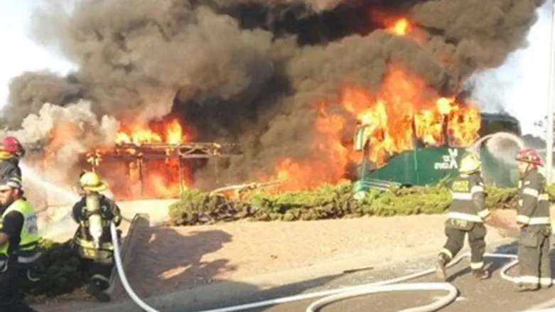 Теракт в Иерусалиме. Взорван автобус