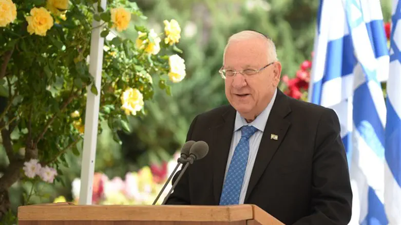 דמות רבת פנים. ריבלין נואם באזכרה