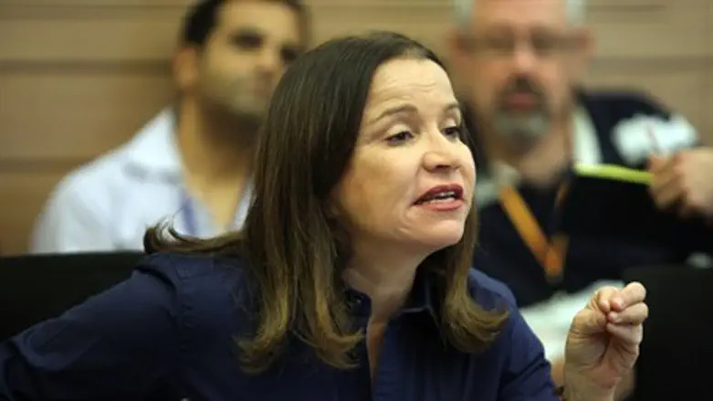 MK Shelly Yechimovich