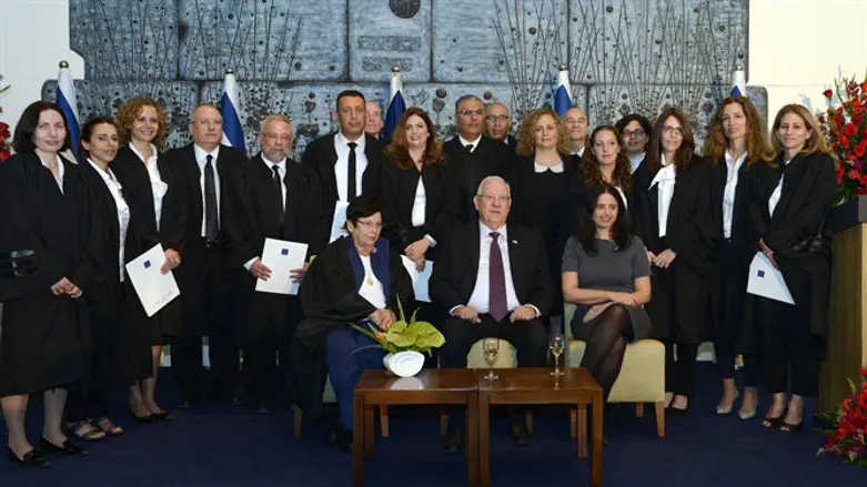 בית הנשיא, הבוקר