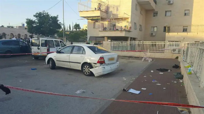 זירת התאונה, הערב