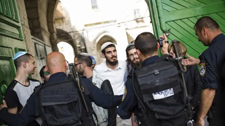 Jewish visitors to Temple Mount (file)