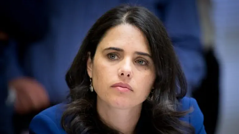 Айелет Шакед