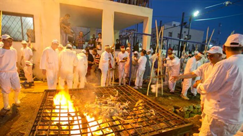 Самаритяне приносят пасхальные жертвы