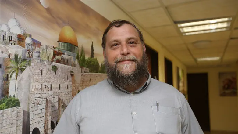 יגיע למשחק. בנצי גופשטיין 