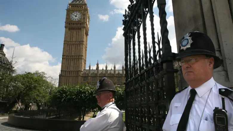 Fighting anti-Semitism? London