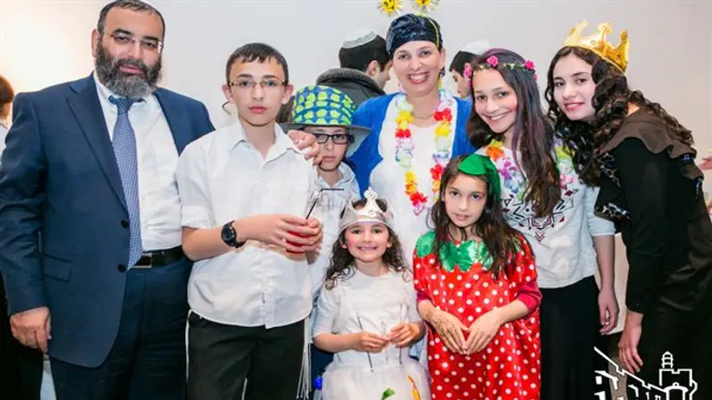 מתחילים לראות את הפירות. משפחת ישובייב