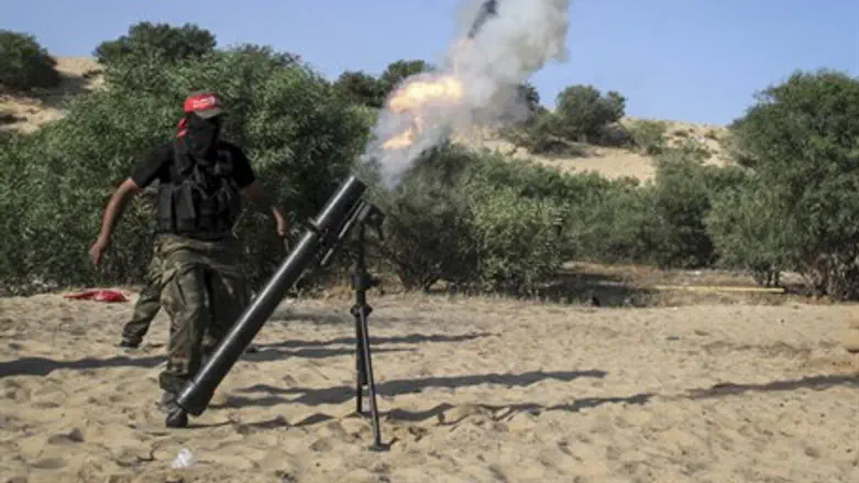 Mortar fire in Rafah