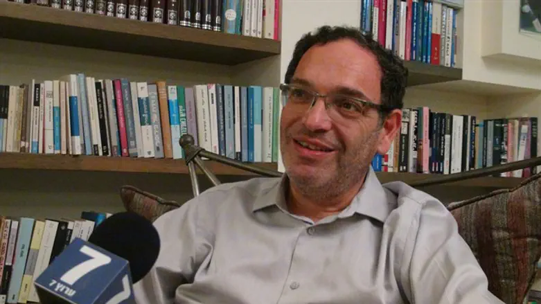 הרב שי פירון