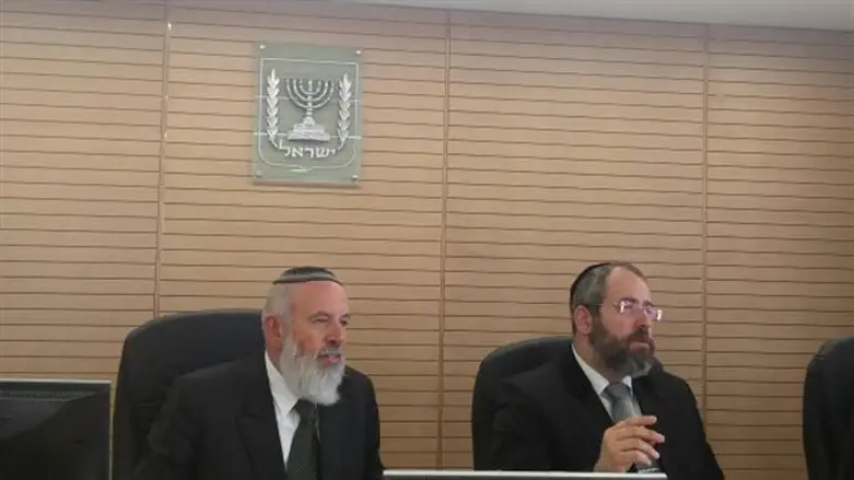 מוסכם על כולם. הרב אליעזר איגרא עם הרב הראשי הרב דוד לאו