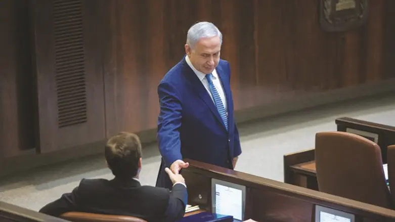 חותר לממשלה עם השמאל.  ראש הממשלה בנימין נתניהו