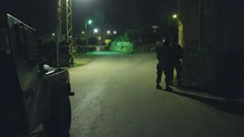 כוח צה"ל בבית אומר